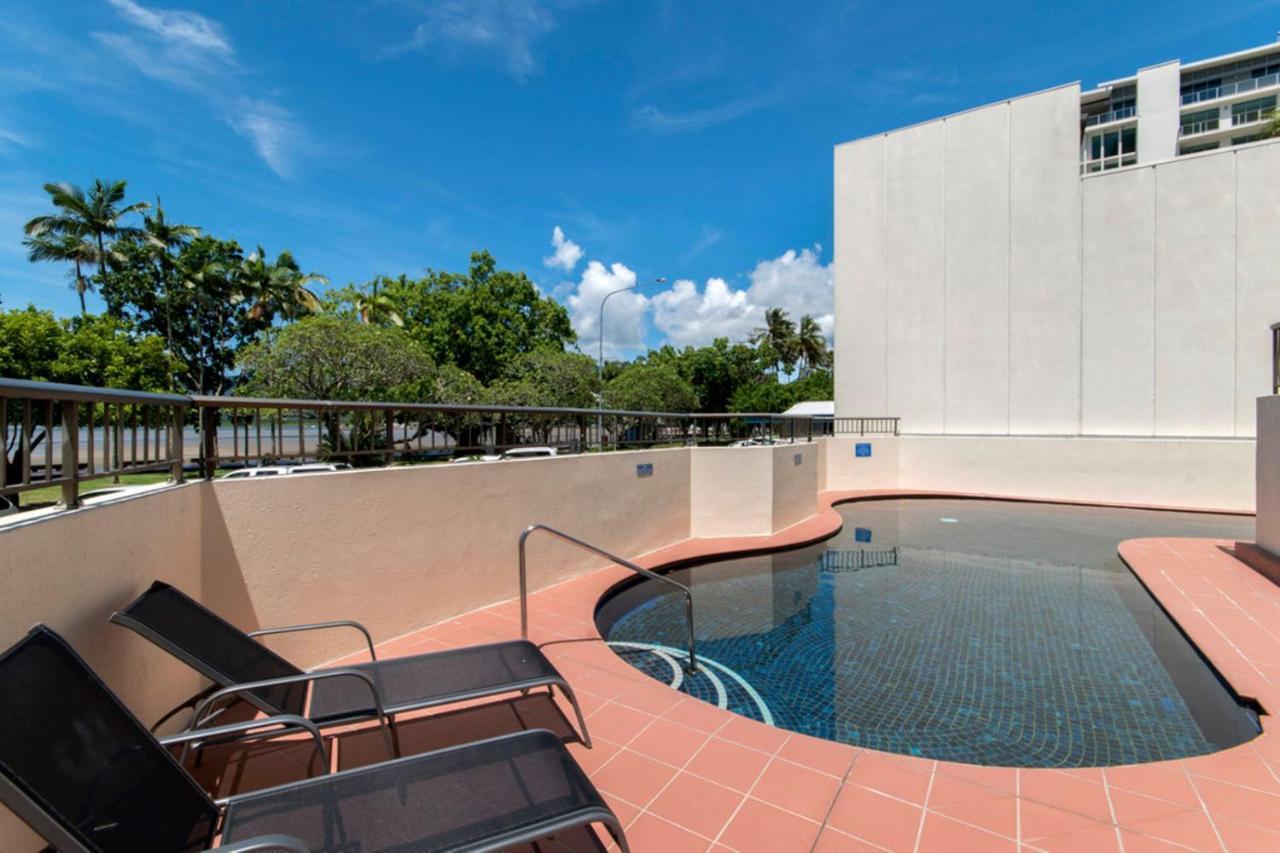 Cairns Ocean View Apartment In Aquarius Екстер'єр фото