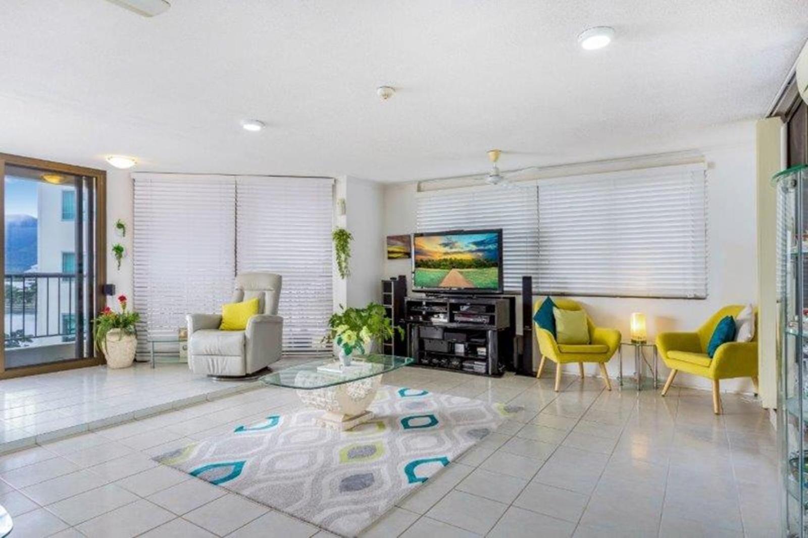 Cairns Ocean View Apartment In Aquarius Екстер'єр фото