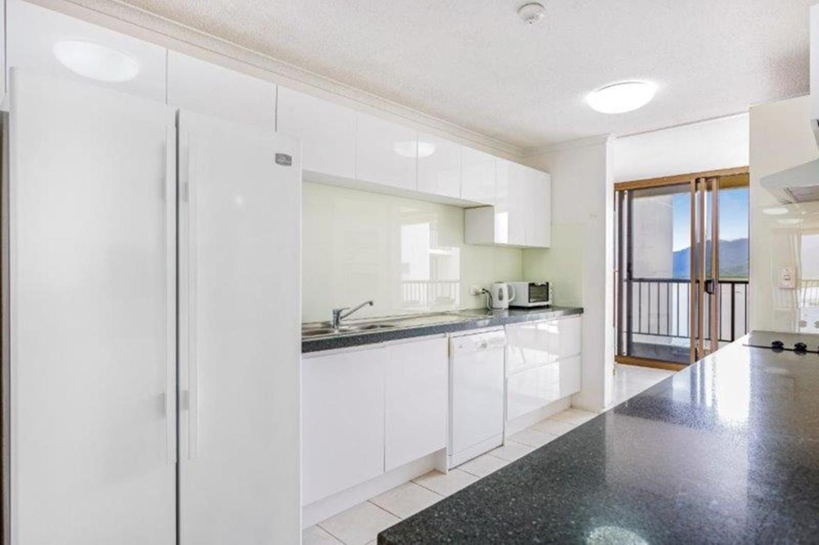 Cairns Ocean View Apartment In Aquarius Екстер'єр фото